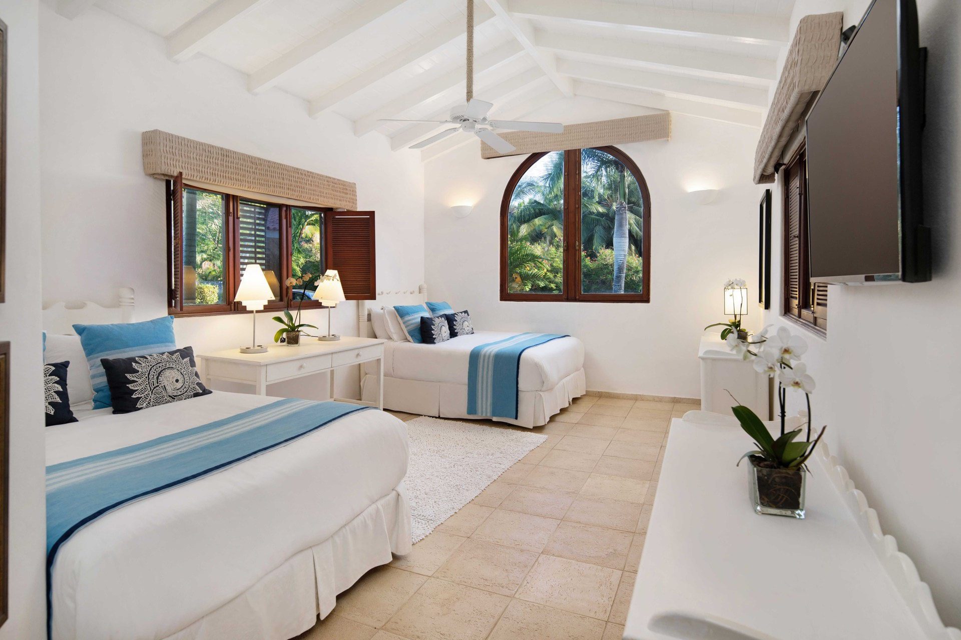 Exclusive 4 Bedroom Villa Aitana Bedroom